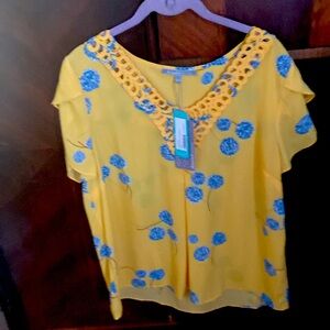 Daniel rain - Floral Blouse -Yellow with Blue flowers - Large with tags